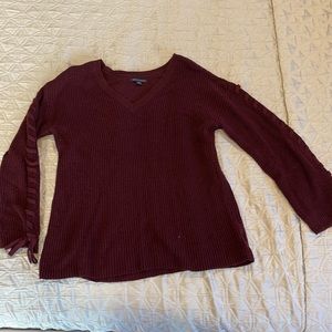 American Eagle Maroon Sweater